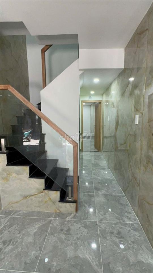 🔴NGAY CẦU KIỆU - 10M RA MẶT TIỀN - NHÀ MỚI NGAY PHAN ĐÌNH PHÙNG
