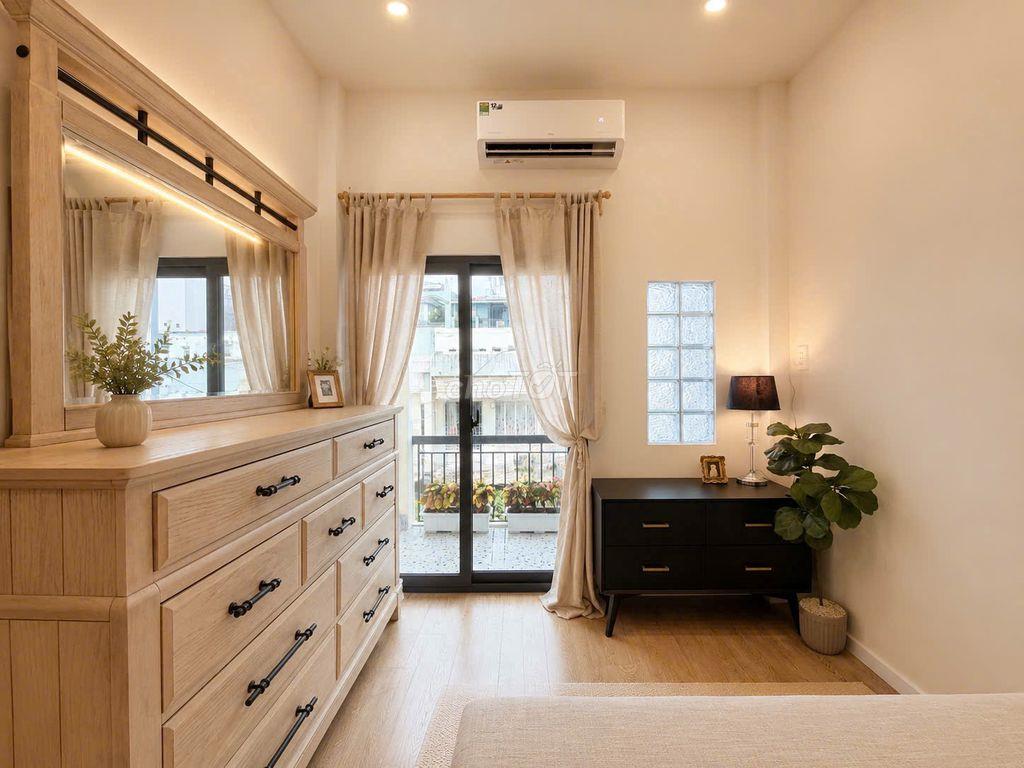 Hiếm ngay ngã tư Phú Nhuận - Nhà mới đẹp - GIẢM THÊM 200 TRIỆU