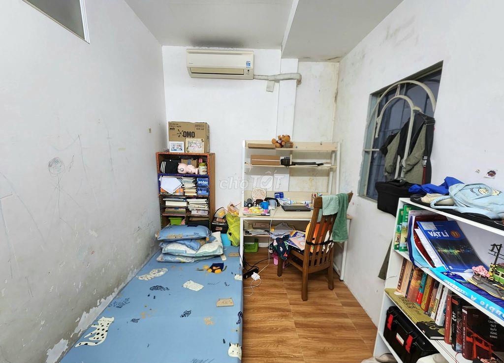 CHÍNH CHỦ CẦN BÁN GẤP NHÀ -  2 TẦNG NƠ TRANG LONG