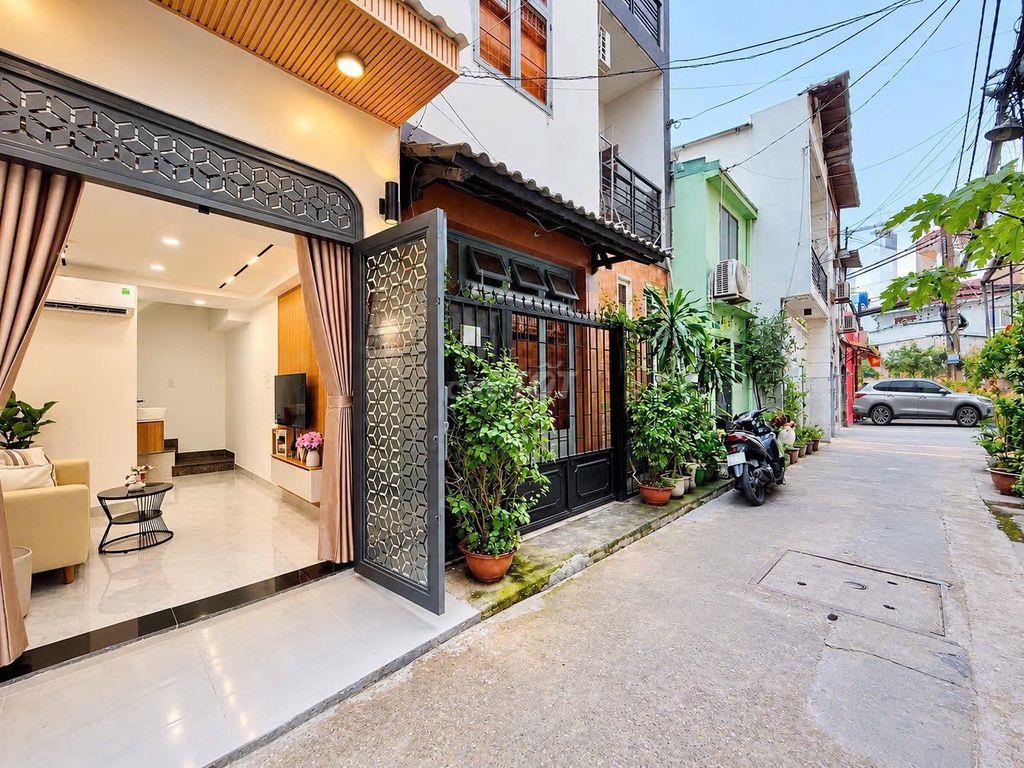🔥CHƯA TỚI 4 TỶ – SỞ HỮU NHÀ MỚI ĐẸP 5 TẦNG NGAY TRUNG TÂM PHÚ NHUẬN!