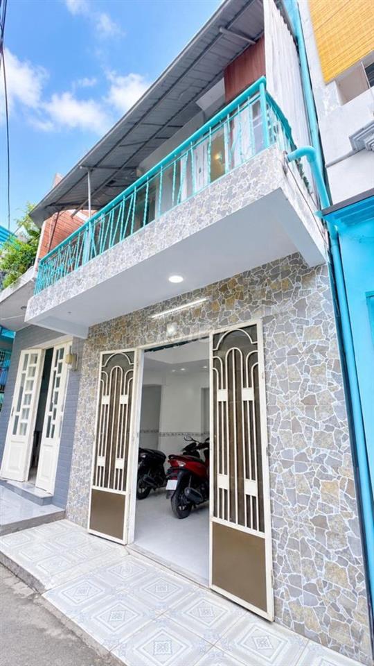 NHÀ NỞ HẬU - NƠ TRANG LONG, P.11, BÌNH THẠNH