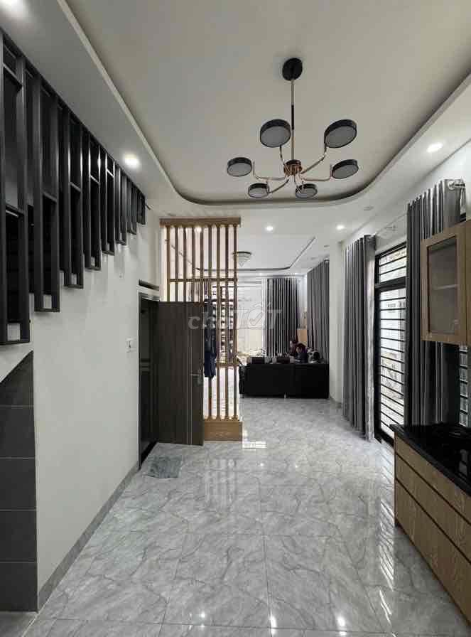 🏠Cho thuê nhà hẻm sạch sẽ đường Nguyễn Công Hoan
