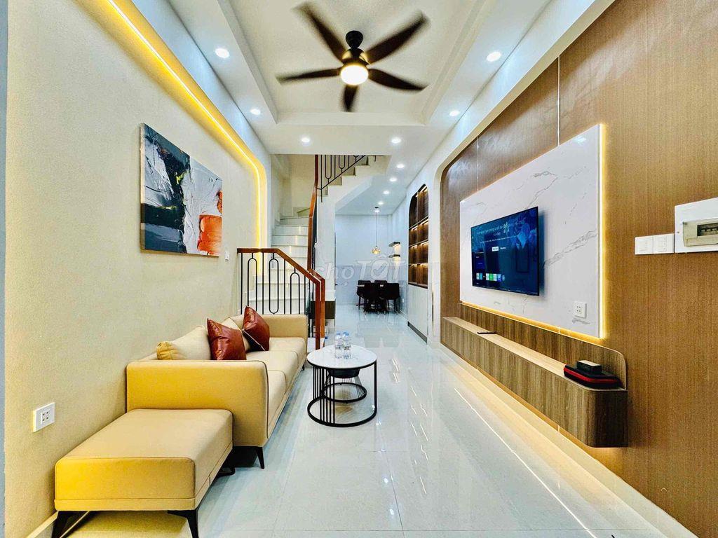 120m dtsd 4 tầng bán gấp