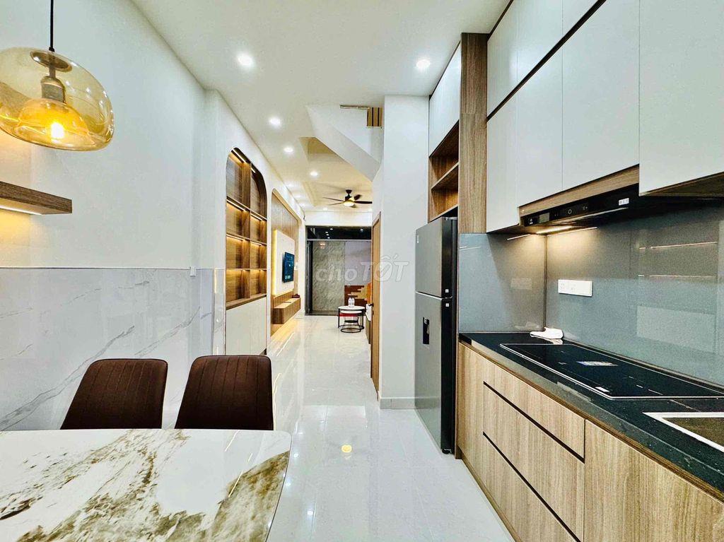 120m dtsd 4 tầng bán gấp