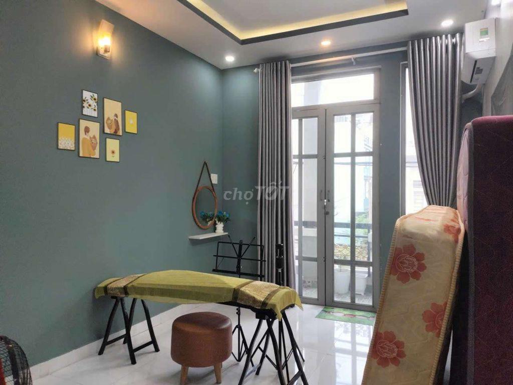 BÁN NHÀ PHỐ LIỀN KỀ  LÊ VĂN LƯƠNG 