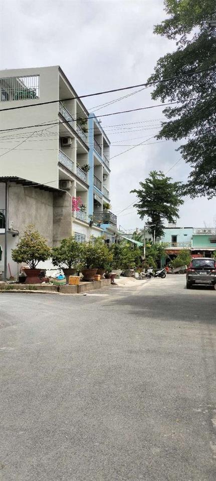 BÁN NHÀ PHỐ LIỀN KỀ  LÊ VĂN LƯƠNG 