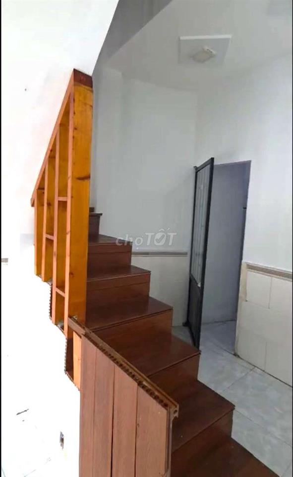 BÁN NHÀ TRẦN XUÂN SOAN Q7