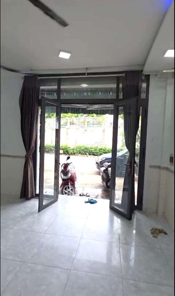 BÁN NHÀ TRẦN XUÂN SOAN Q7