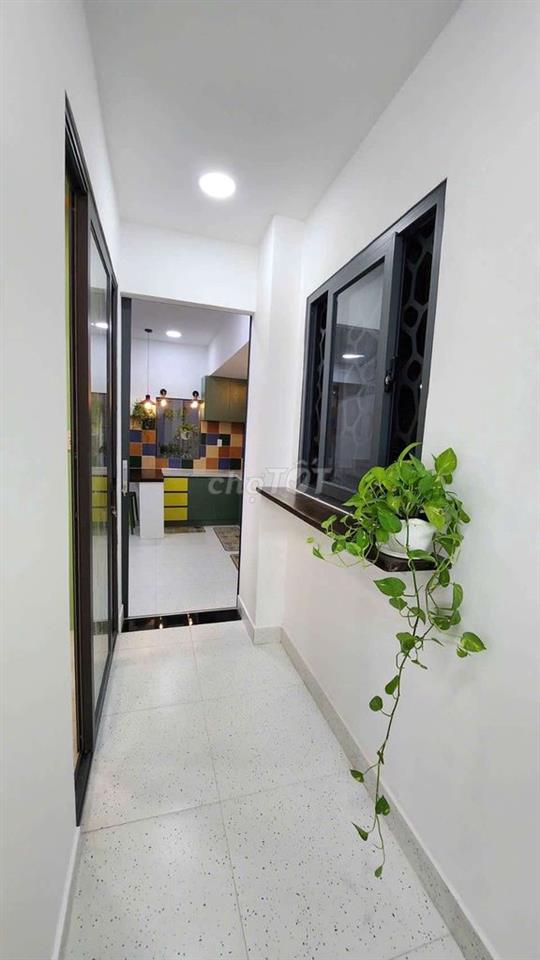 BÁN NHÀ HẺM 1147 HUỲNH TẤN PHÁT 