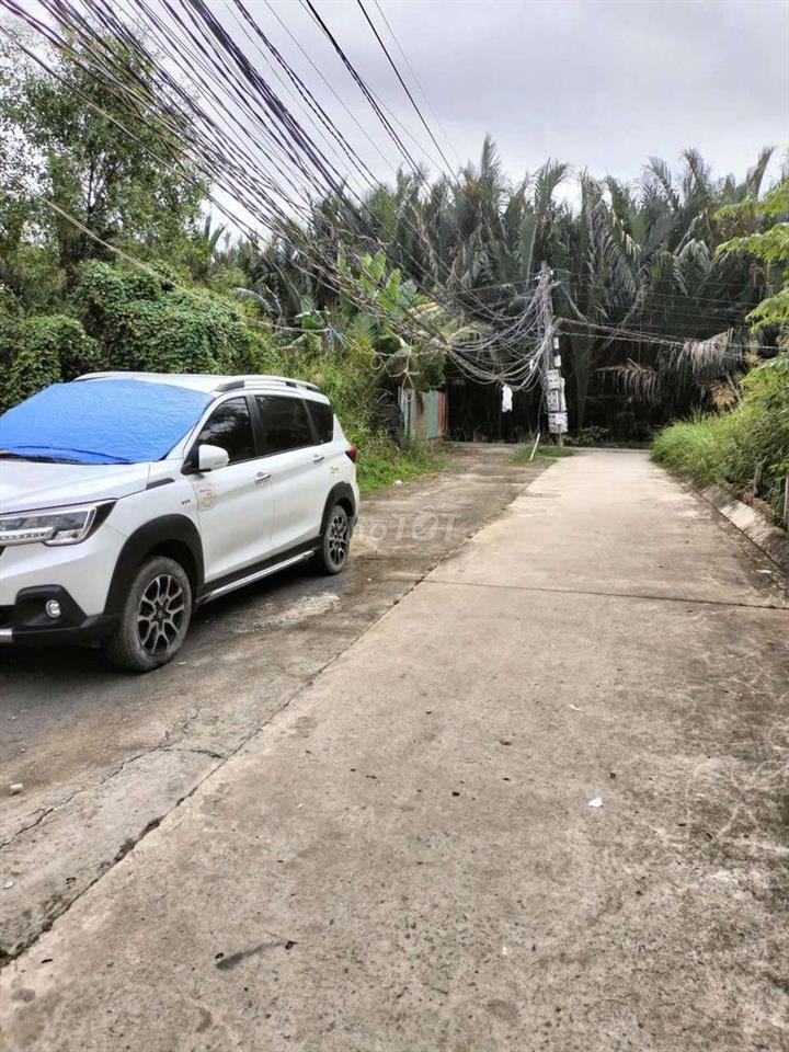 BÁN ĐẤT LÊ VĂN LƯƠNG LONG HẬU 