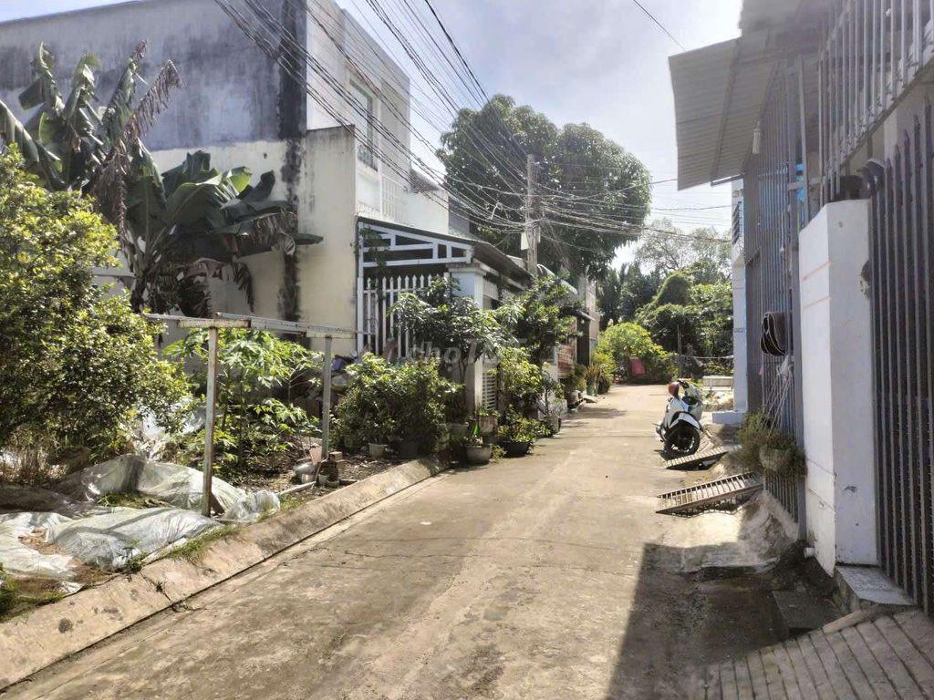 BÁN ĐẤT LÊ VĂN LƯƠNG LONG HẬU 