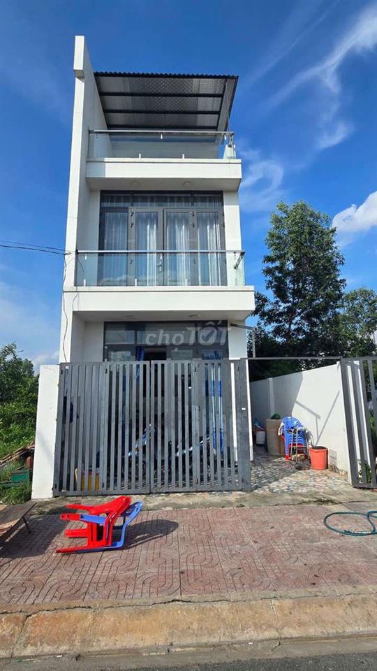 BÁN NHÀ KHU LÀNG SEN ĐỨC HÒA 