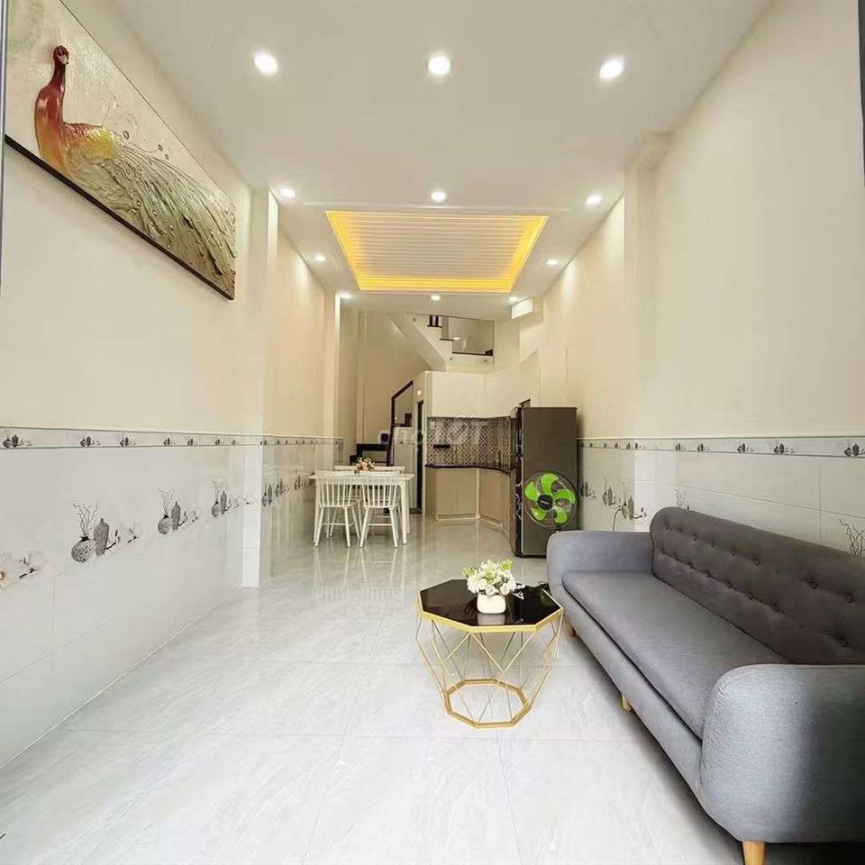 BÁN NHÀ 3 LẦU SHR PHẠM VĂN CHIÊU 