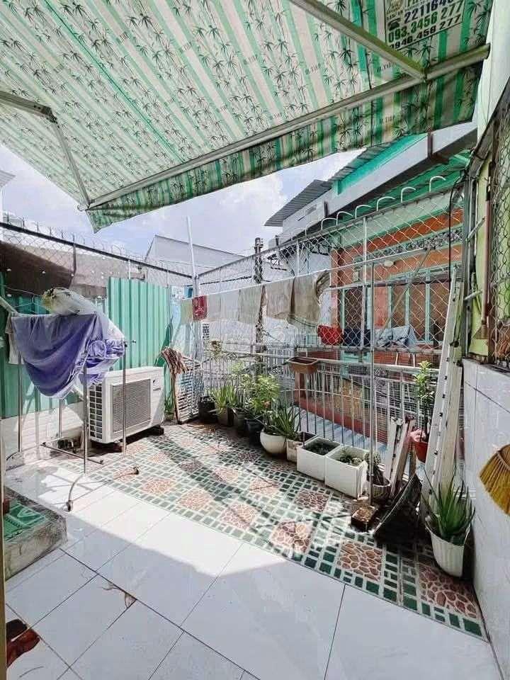 BÁN NHÀ SHR HOÀNG DIỆU Q4