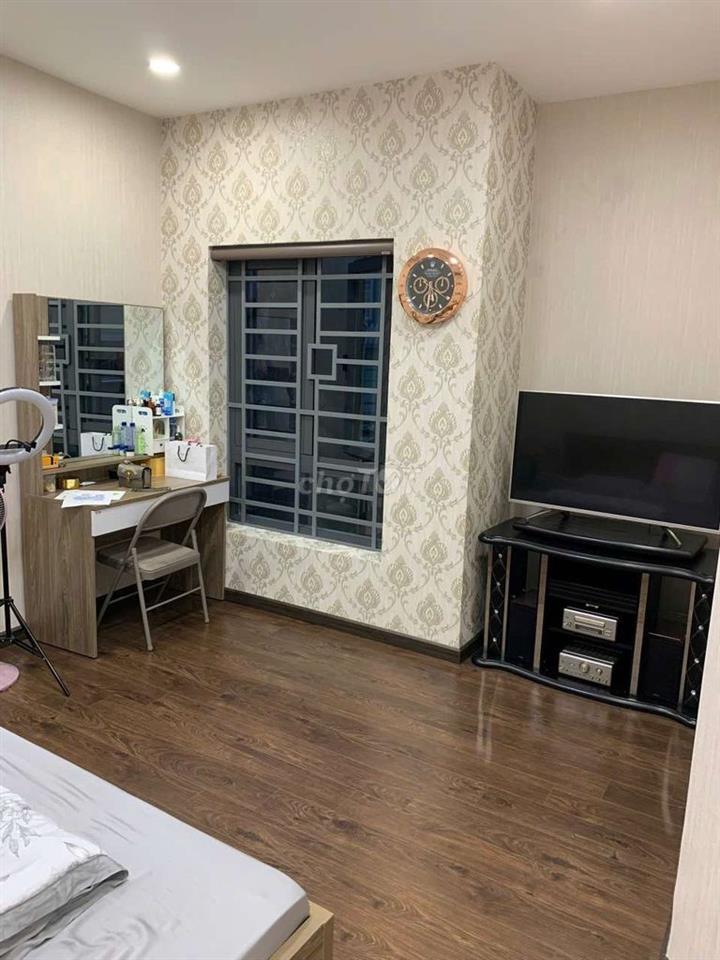 BÁN NHÀ HẺM 78 KHÁNH HỘI Q4