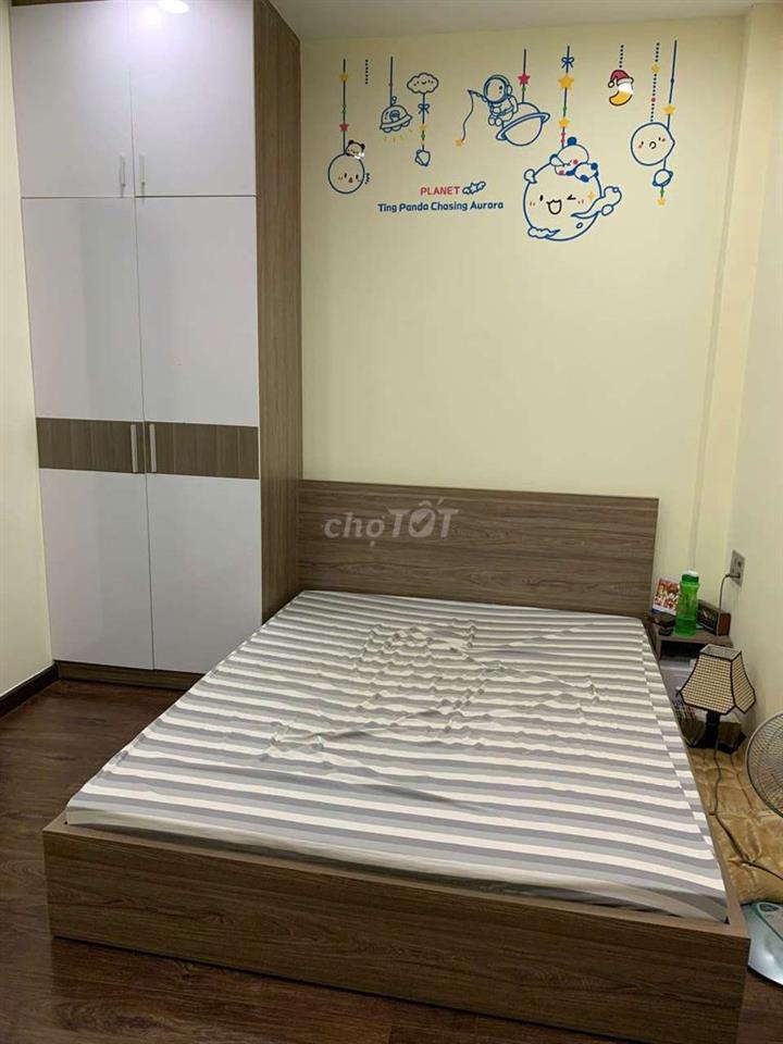 BÁN NHÀ HẺM 78 KHÁNH HỘI Q4