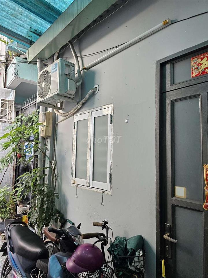 Nhà riêng đất sổ hồng 41,3 m2 đường  Hoàng Hoa Thám , P Gia Định