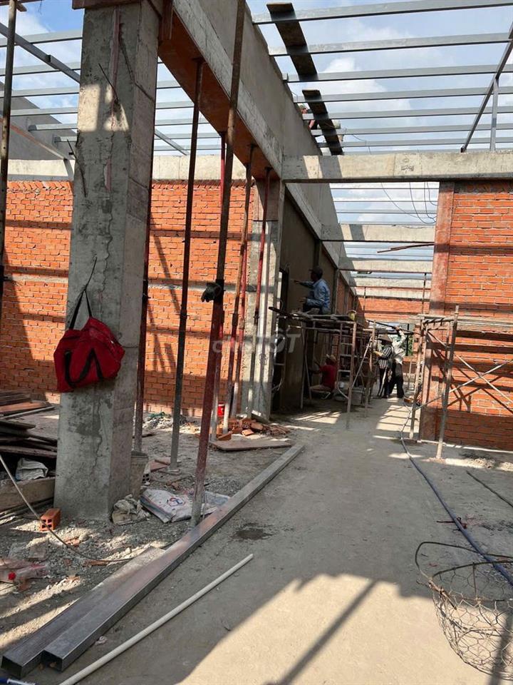 Bán Nhà Xưởng + VP sát Mặt tiền Lê Thị Hà, Tân Xuân, 12x50m, 2 Tầng