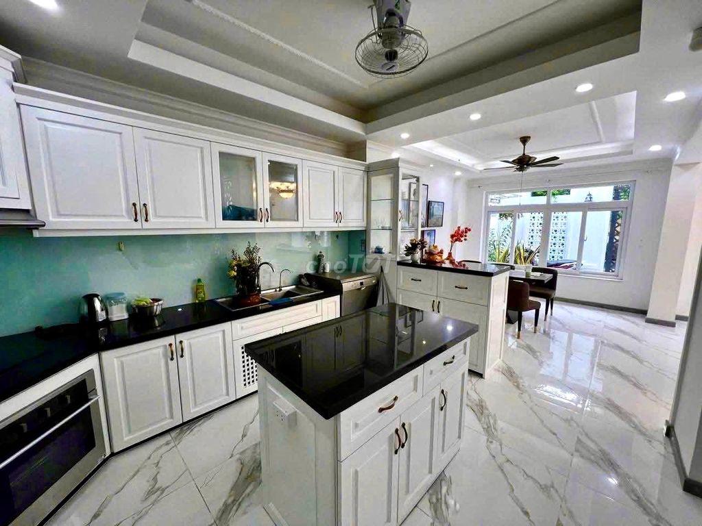 Nhà nguyên căn MT Trúc Đường_Làng Báo Chí_ 10x11m, 3 Tầng, 4PM, 3WC