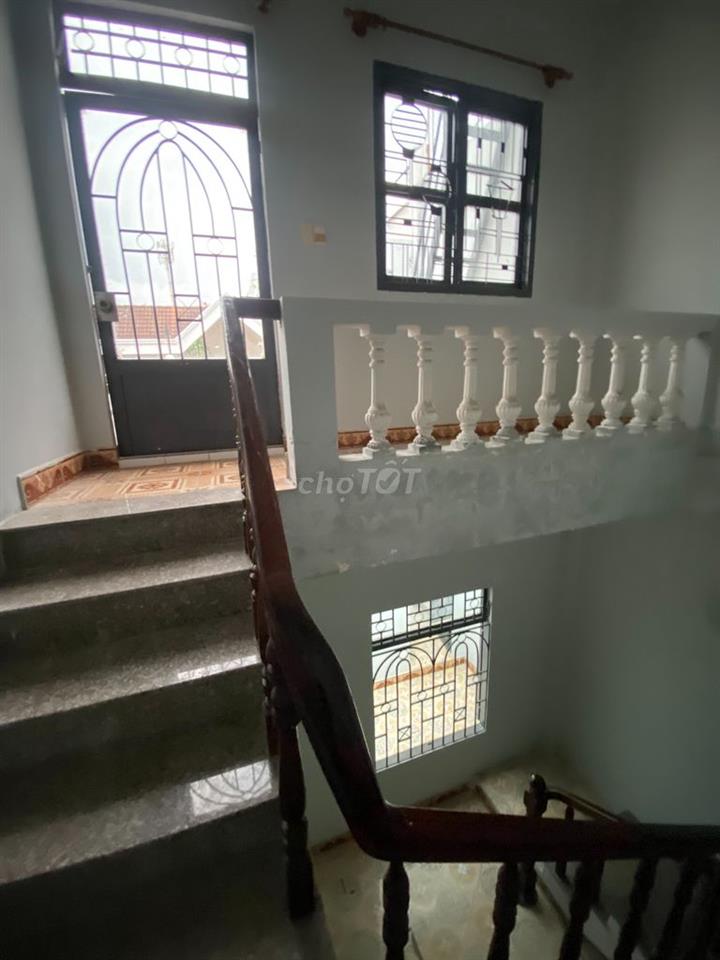 Nhà Làng Báo Chí_Góc 2 Mặt tiền đường số 2_Thảo Điền_10x11m, 3 Tầng
