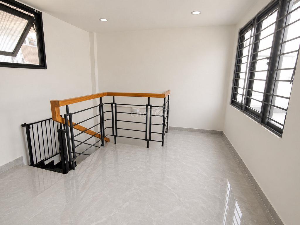 Bán nhà Vạn Kiếp Bình Thạnh. 32m đất, 1 trệt 2 lầu. Hh 3%
