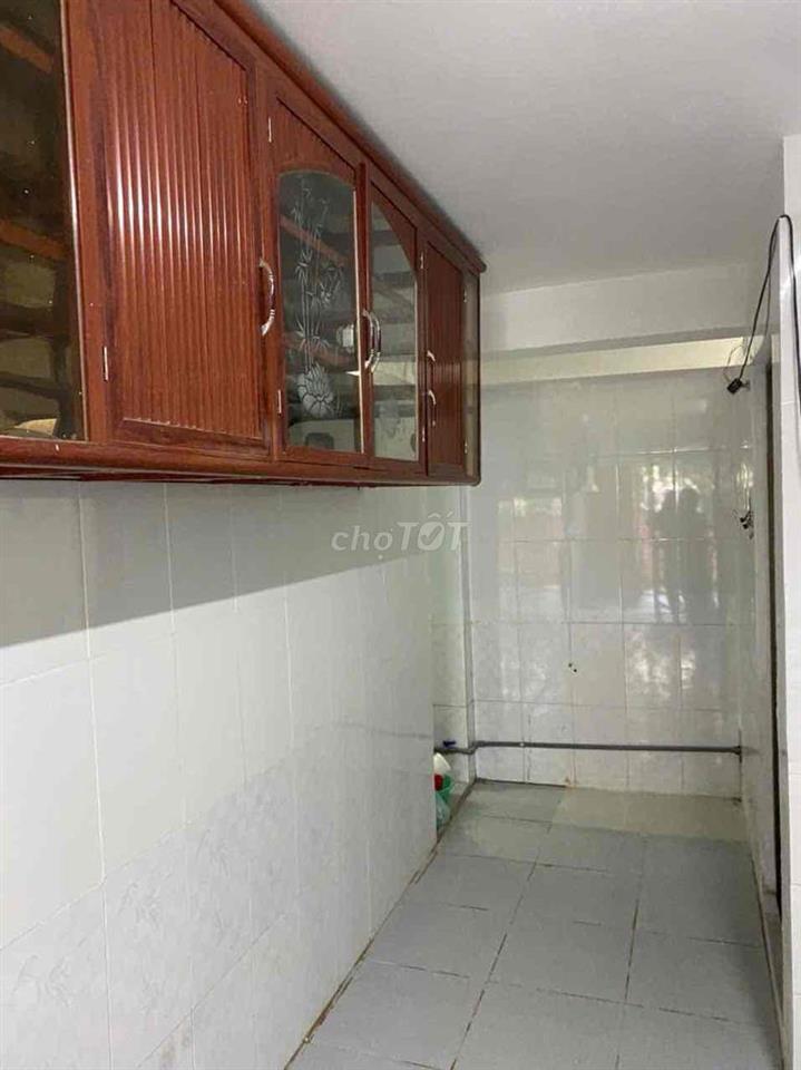 nhà có sổ nhà trống giao liền