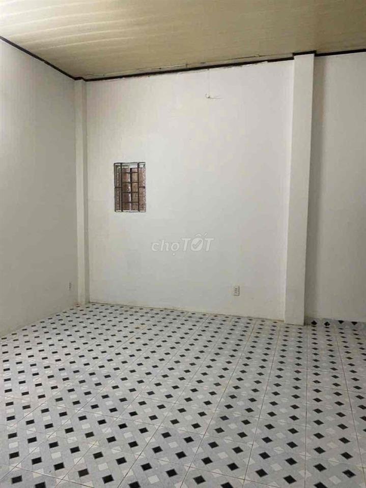nhà có sổ nhà trống giao liền