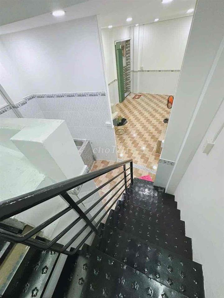 BÁN NHÀ SÁT MẶT TIỀN ĐƯỜNG BÙI ĐÌNH TUÝ
