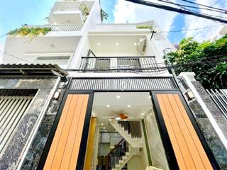 Nhà vuông vức 2 lầu đúc hẻm xe hơi Trường Chinh