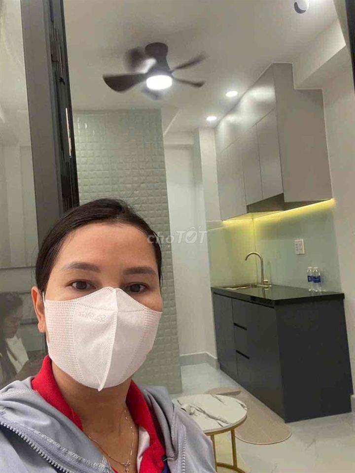 Hẻm xe hơi 3 tầng Khu Phan xích long chỉ nhỉnh 2tỷ