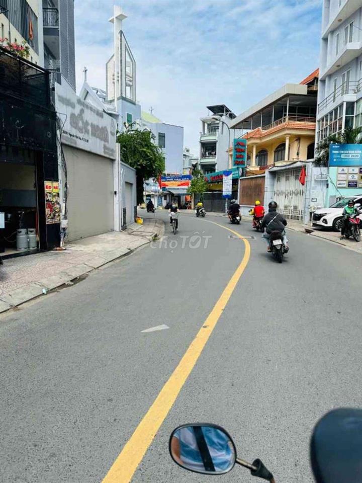 Nhà Nguyễn Văn Đậu – Gần Hẻm Xe Hơi – Full Nội Thất – Chỉ Nhỉnh 3 Tỷ