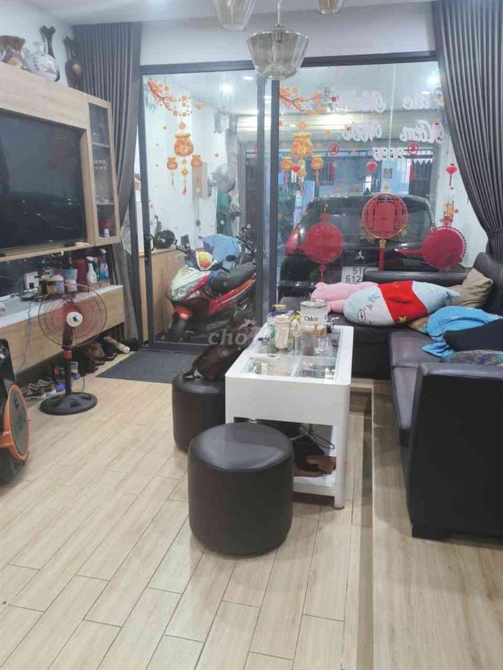 Hẻm xe hơi, xe hơi ngủ trong nhà , ngang 4m