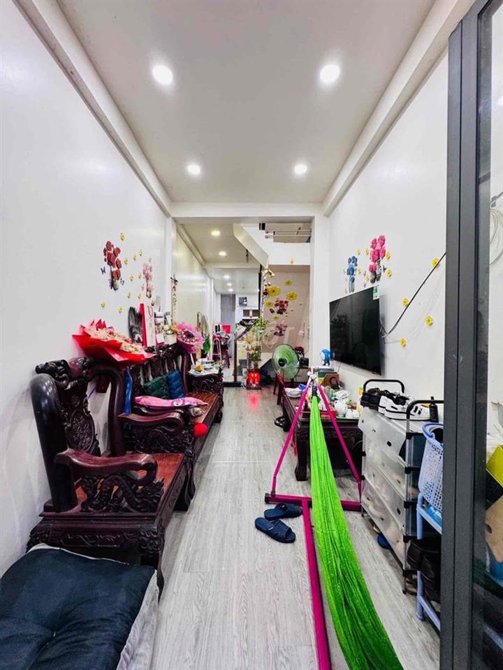 🏡 nhỉnh 4 tỷ (tl) – 40m² – 1 căn ra hẻm ô tô gần bv gia định  ▫️ 3 tầng