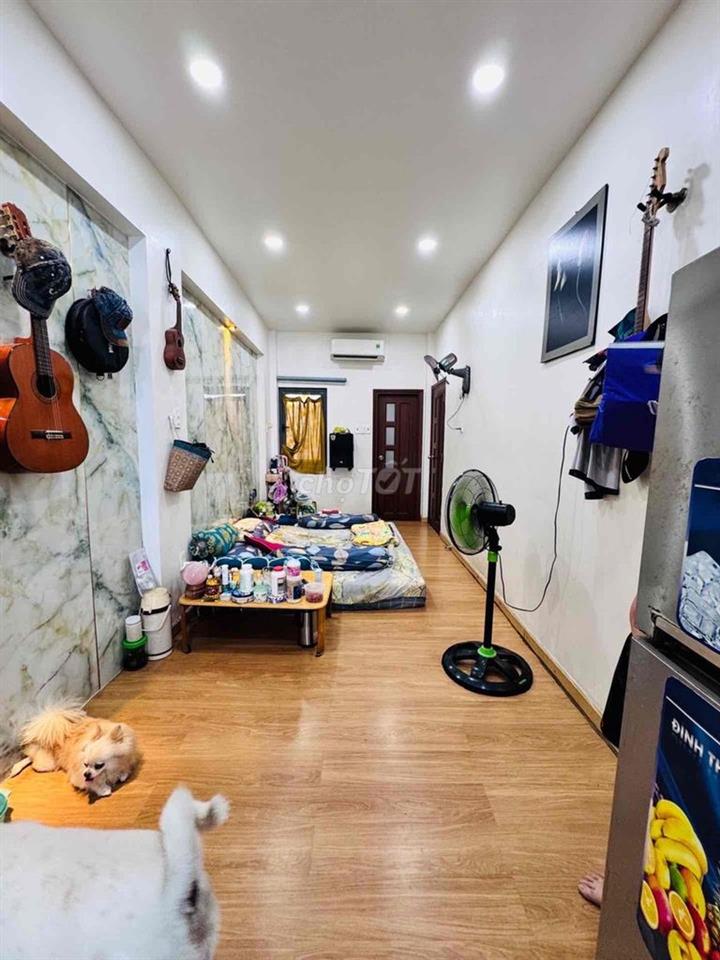 🏡 nhỉnh 4 tỷ (tl) – 40m² – 1 căn ra hẻm ô tô gần bv gia định  ▫️ 3 tầng