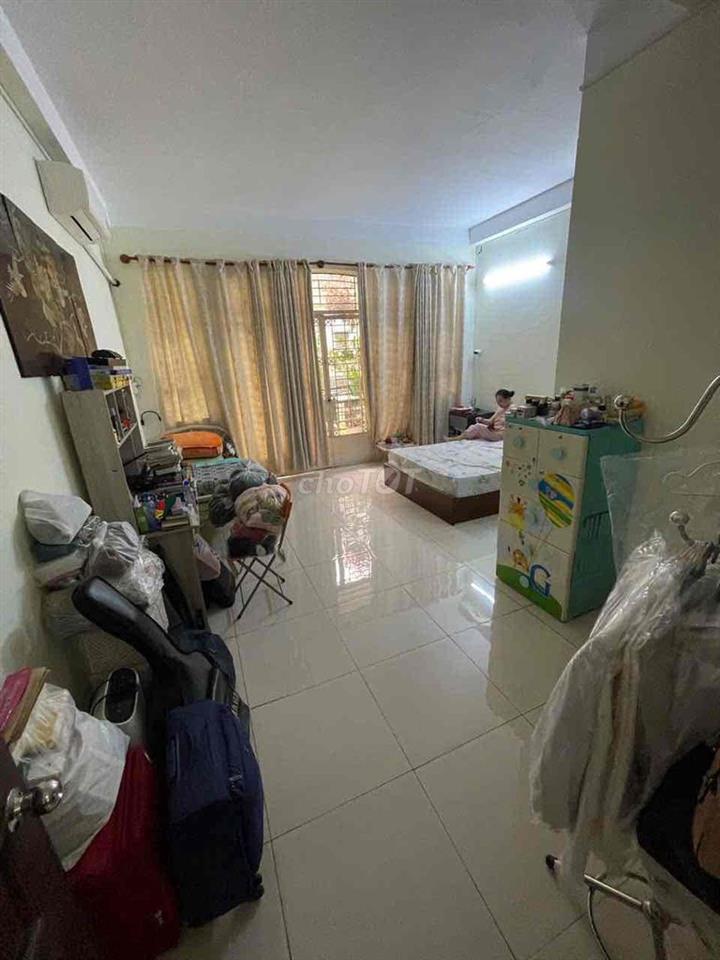 CHO THUÊ NHÀ HẺM XE TẢI - NGAY CC WILTON  - 3PN 3WC - 5M x 15M