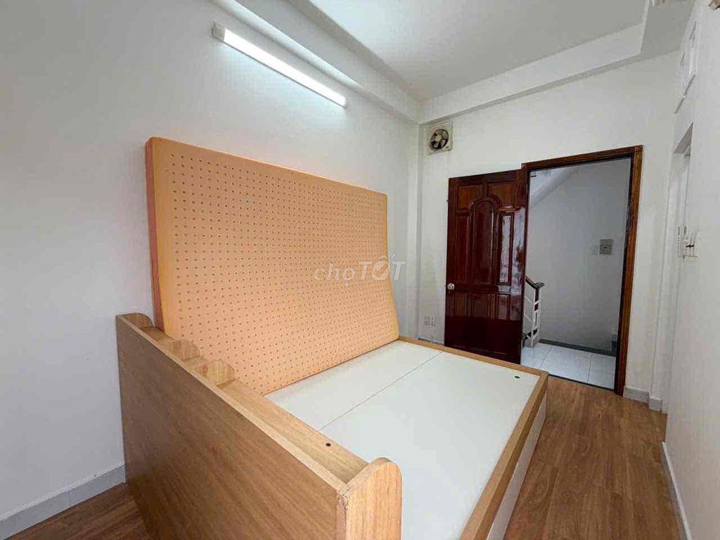 🏡 Cho thuê nhà Nguyễn Đình Chiểu, Phú Nhuận - 2PN 3WC