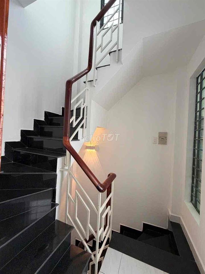 🏡 Cho thuê nhà Nguyễn Đình Chiểu, Phú Nhuận - 2PN 3WC