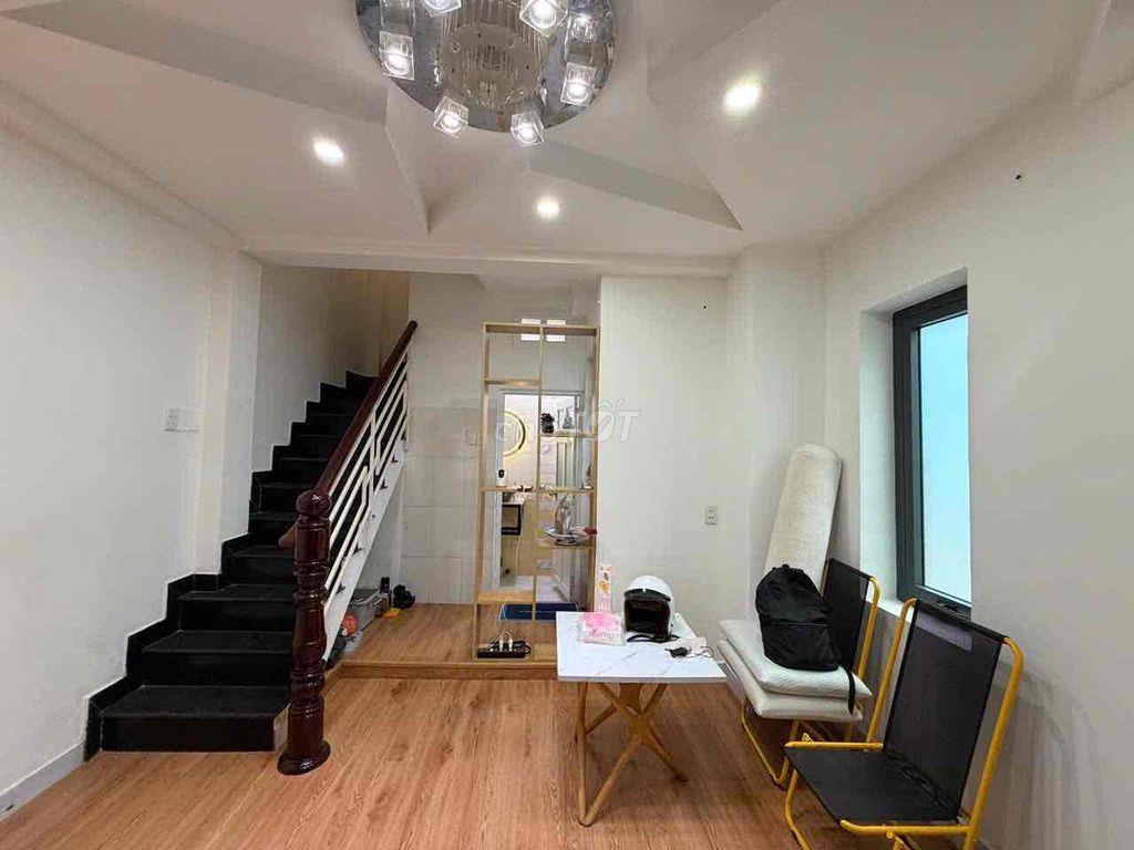 🏡 Cho thuê nhà Nguyễn Đình Chiểu, Phú Nhuận - 2PN 3WC