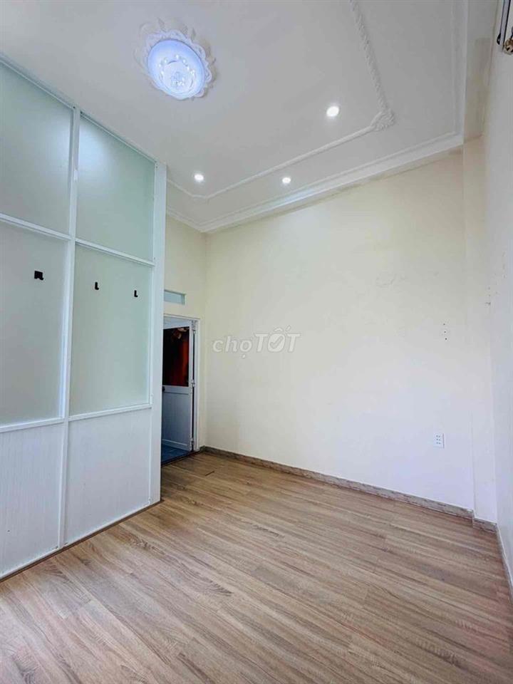 GẦN CHỢ CÂY QUÉO - OTO TỚI CỬA -  2 CĂN RA MẶT TIỀN - NGANG TRÊN 5M