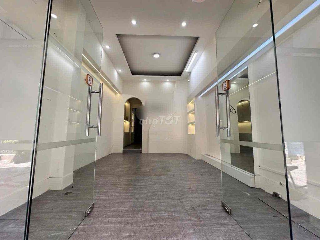 CHO THUÊ NHÀ HOÀNG HOA THÁM, BÌNH THẠNH - SÁT MẶT TIỀN - 4M x 18M