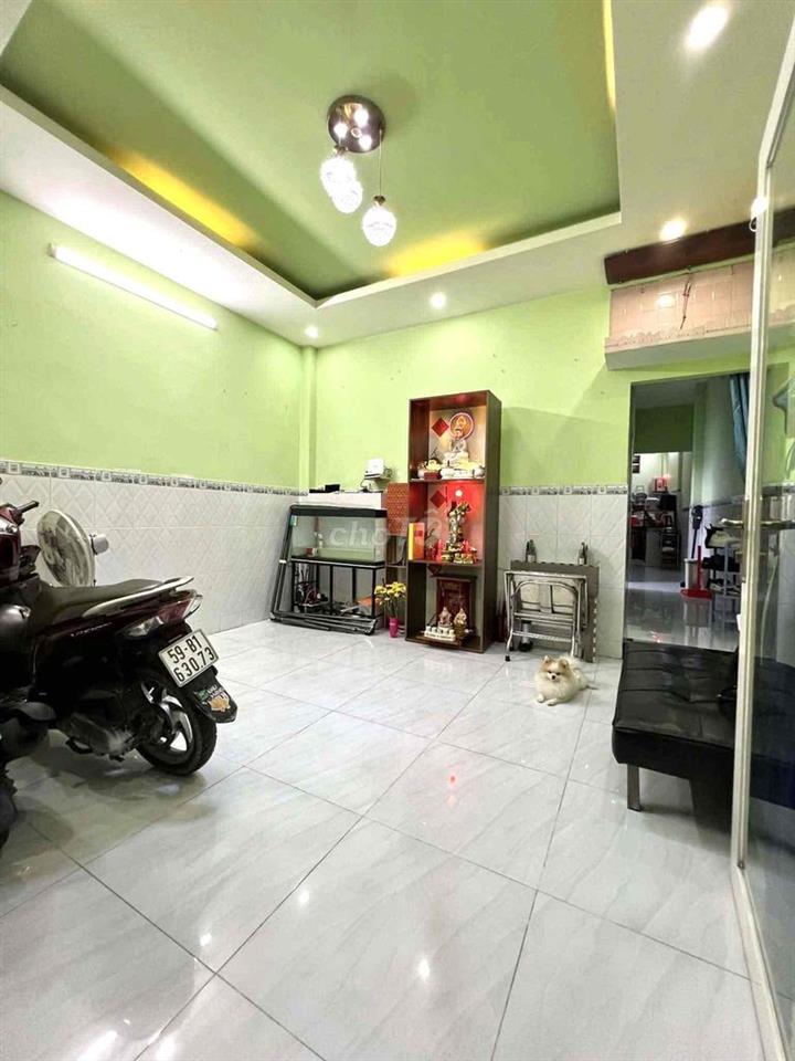 CHO THUÊ NHÀ TRƯỜNG SA, SÁT QUẬN 1 - 4PN 2WC | 14 TRIỆU