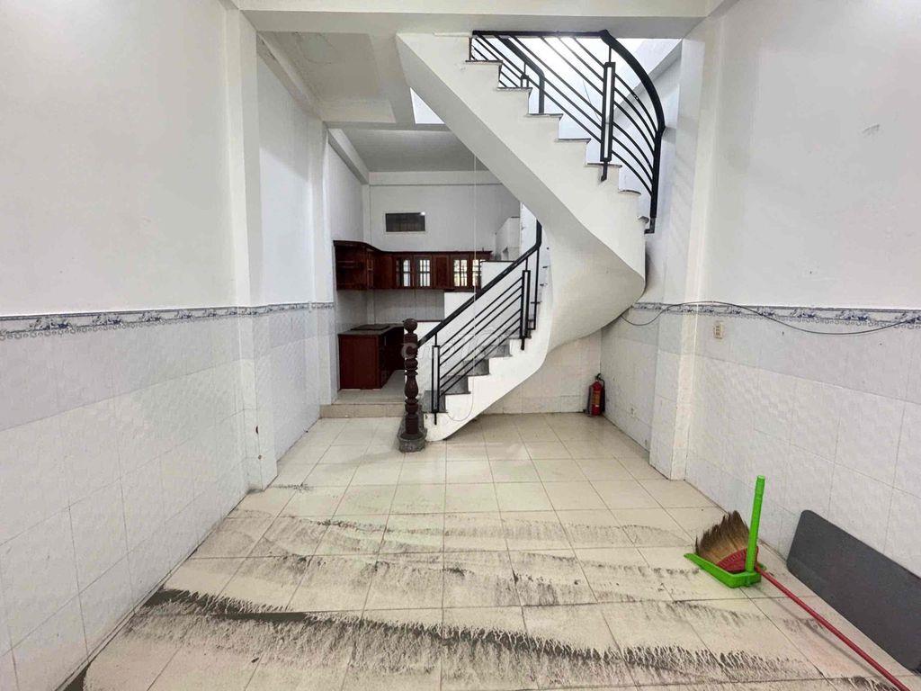 🏡Cho thuê nhà Bạch Đằng, Bình Thạnh – 1 trệt 2 lầu, 3PN 3WC, 3 máy lạn