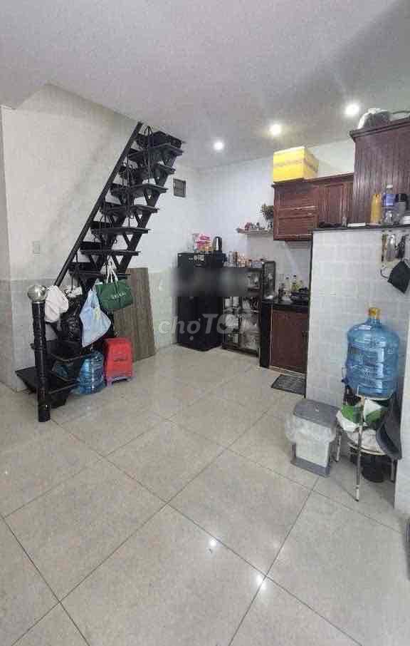 Cho thuê nhà 2 mặt tiền hẻm - 100m2 - 3PN