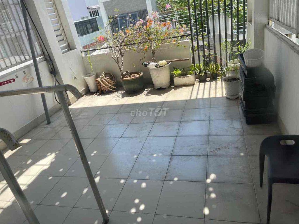 Cho thuê nhà hẻm xe tải gần chợ Cây Quéo - 3PN 3WC - SD ~200m2