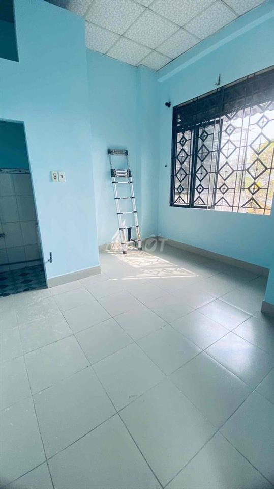 Bán 3 căn nhà liền kề 2 sổ , dtich: 160m2 cn, sẵn 9pn 7wc, trệt lầu