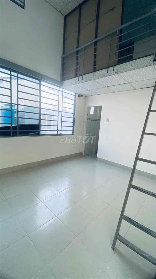 Bán 3 căn nhà liền kề 2 sổ , dtich: 160m2 cn, sẵn 9pn 7wc, trệt lầu