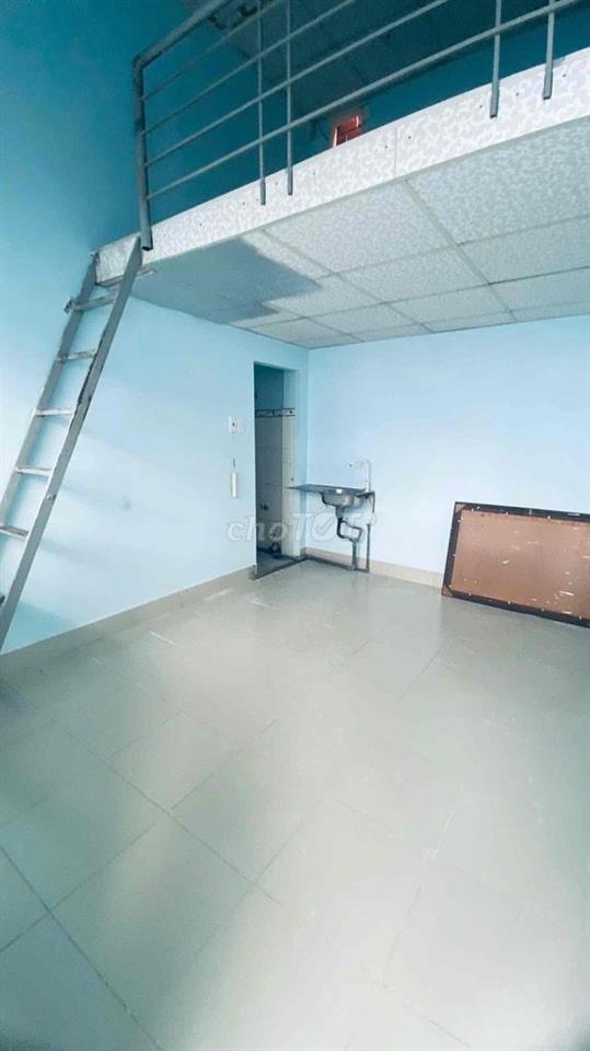 Bán 3 căn nhà liền kề 2 sổ , dtich: 160m2 cn, sẵn 9pn 7wc, trệt lầu