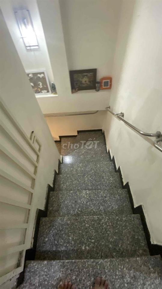 cho thuê nhà điện biên phủ, nguyễn cửu vân 2pn 2wc có đủ nội thất