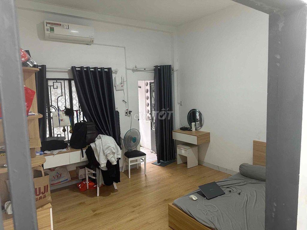 Cho thuê căn hộ 2pn bancol + 1 phòng ăn, bếp ( 60m2 ), máy giặt riêng