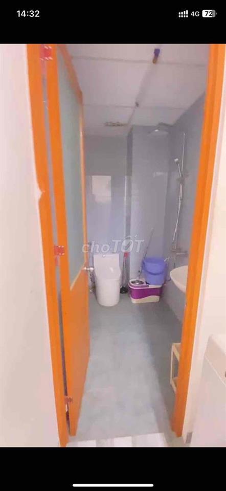 cho thuê căn hộ 2 phòng ngủ full nội thất, lầu 1, nhà mặt tiền